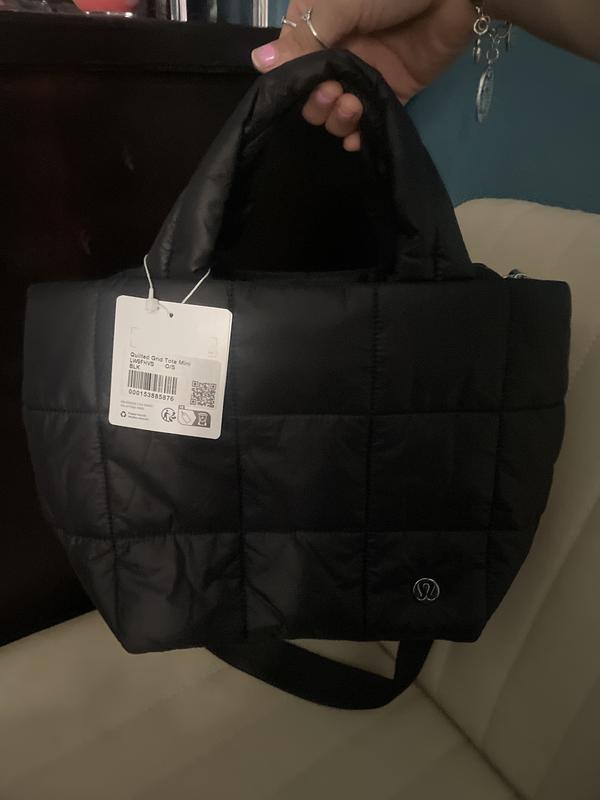 【lululemon】ぷっくらキルト☆Quilted Grid Small Tote Bag 5L Quilted Grid Small Tote Bag 5L | Women's Bags,Purses,Wallets