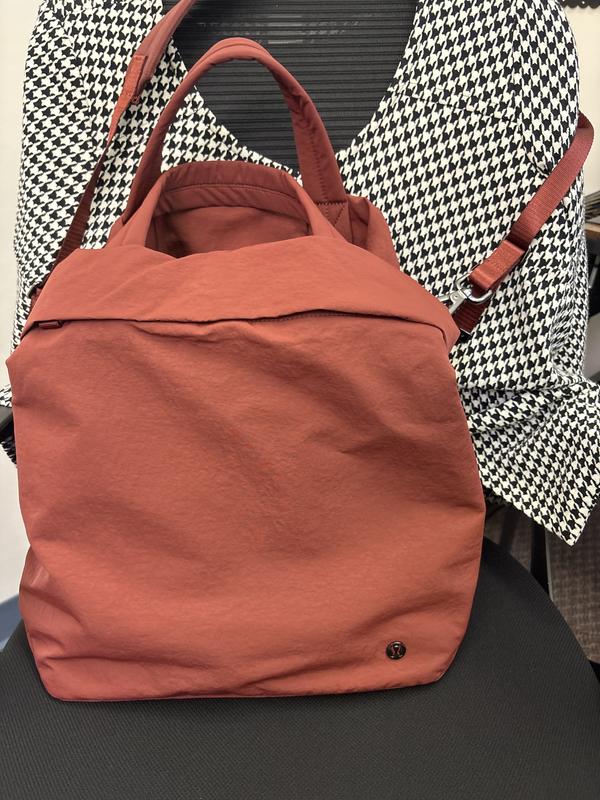 On My Level Tote Bag 20L | Women's Bags,Purses,Wallets | lululemon