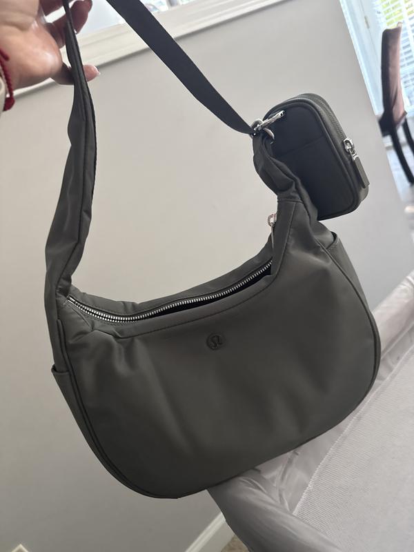 City Essentials Shoulder Bag 4L | Women's Bags,Purses