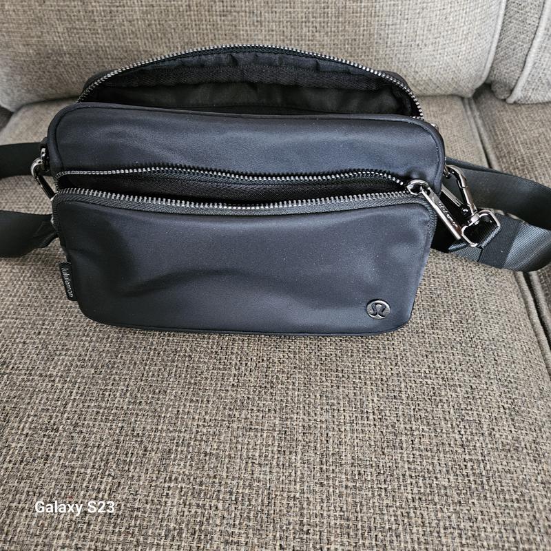【lululemon】ユニセックス☆Everywhere クロスボディー☆3L Everywhere Crossbody 3L Large *Metal Hardware | Men's Bags