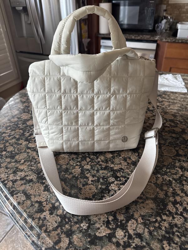 【lululemon】ぷっくらキルト☆Quilted Grid Small Tote Bag 5L Quilted Grid Small Tote Bag 5L | Women's Bags,Purses,Wallets