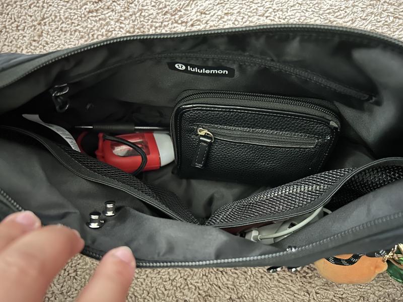 Slouchy Sling Bag 6L | Men's Bags,Purses,Wallets | lululemon