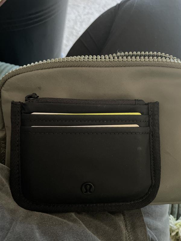 ★lululemon★持ち運び自在★Dリング付きカードケース★ True Identity Card Case | Women's Bags,Purses,Wallets