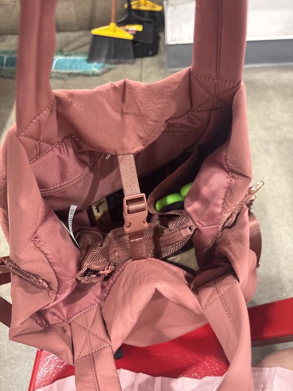 On My Level Tote Bag 20L | Women's Bags,Purses,Wallets | lululemon