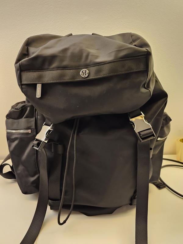 lululemon swag bag Lululemon Reusable Shopping Gift Bag Friends More Important Red Black Tote  12"