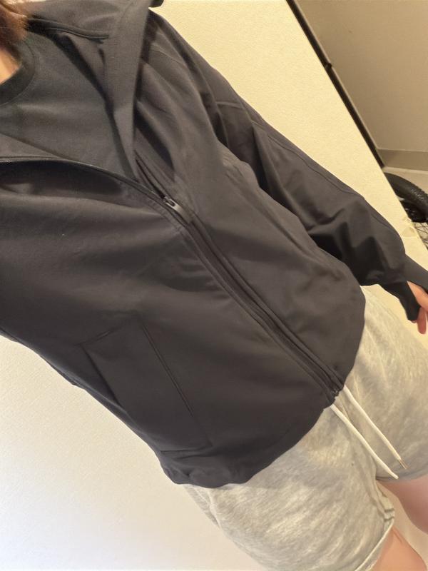 軽量ストレッチ UVカットジャケット | ジャケット&アウター | Lululemon JP