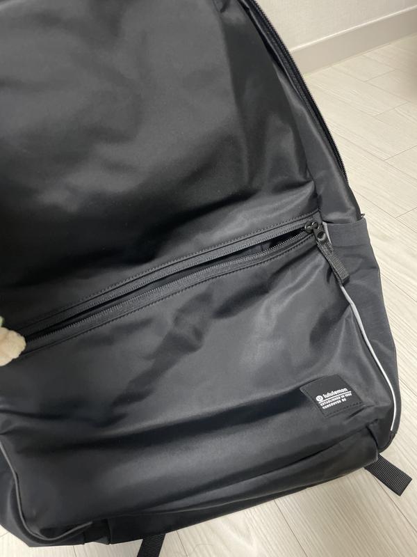 New Crew バックパック 22L | バッグ | Lululemon JP