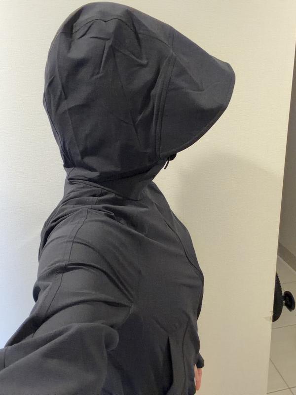 軽量ストレッチ UVカットジャケット | ジャケット&アウター | Lululemon JP