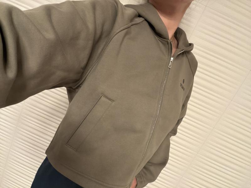 カラバサス フーディ *Erewhon | パーカー＆トレーナー | Lululemon JP