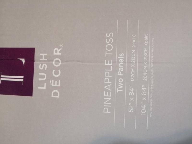 Size is just right for my arts n craft room