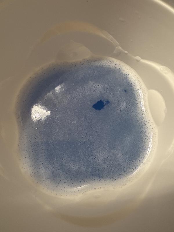 You can see the cleaning bubbles