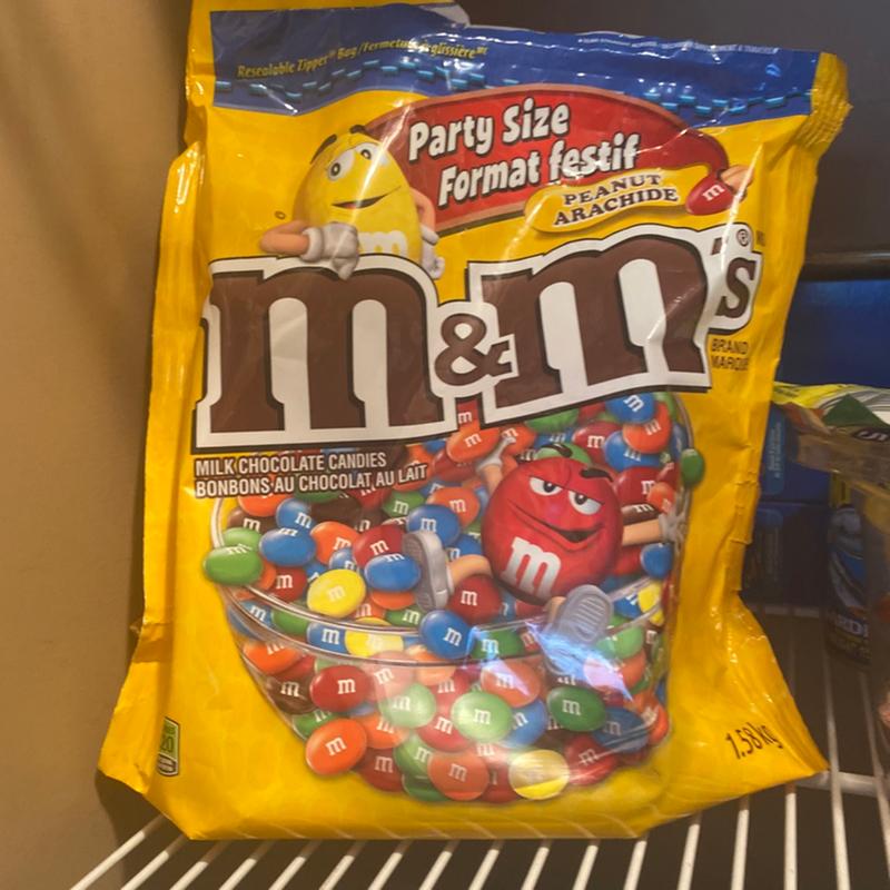 M&M's Peanut Milk Chocolate Candy, Party Size - 38 oz Bag