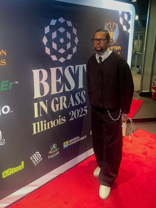 Review Thumbnail Image 0 372944172