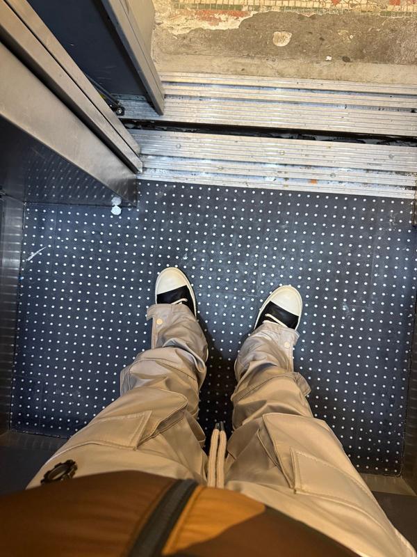 Review Thumbnail Image 0 349278205