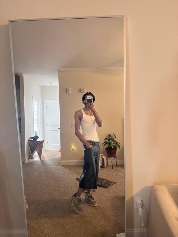 Review Thumbnail Image 1 370460046