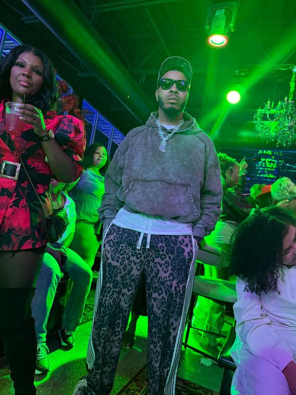 Review Thumbnail Image 0 374151149