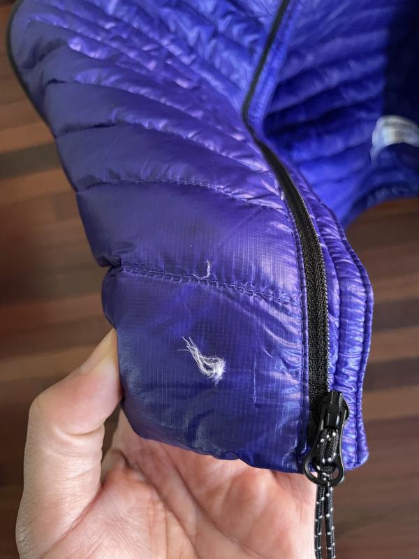 Canada goose zipper stuck español hotsell