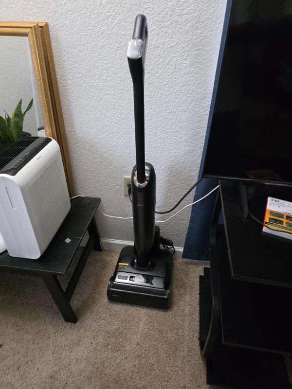 Customer carousel item 8.