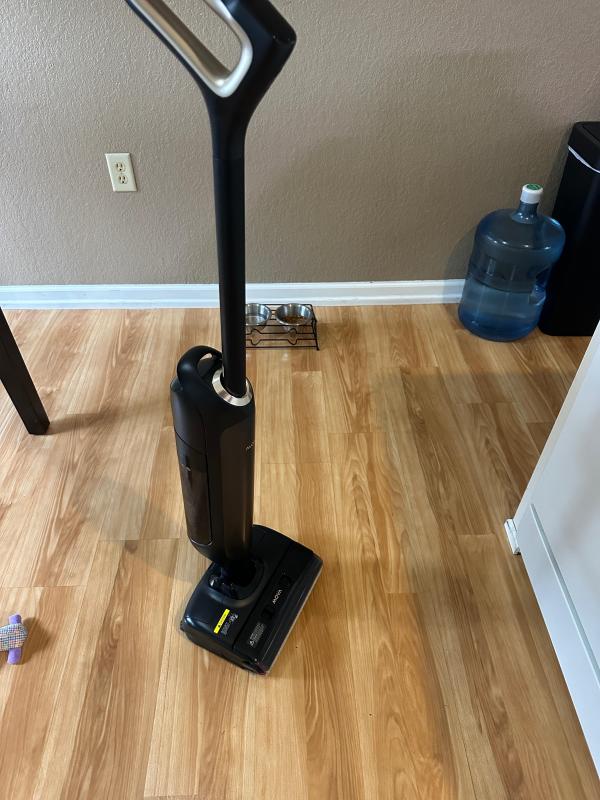 Customer carousel item 6.