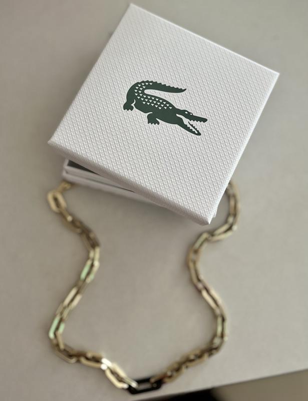 Chunky gold necklace