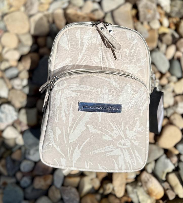 Review Thumbnail Image 0 342349997