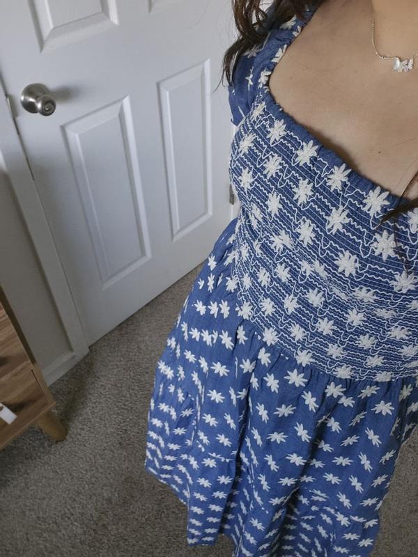 Review Thumbnail Image 1 352870624