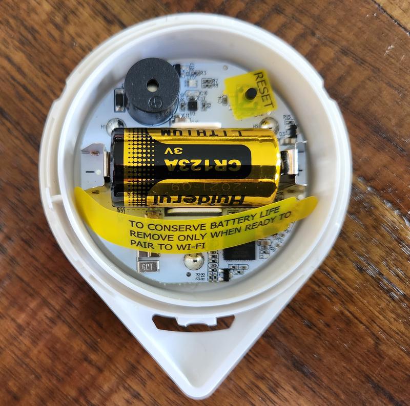 Yellow tab not civering battery