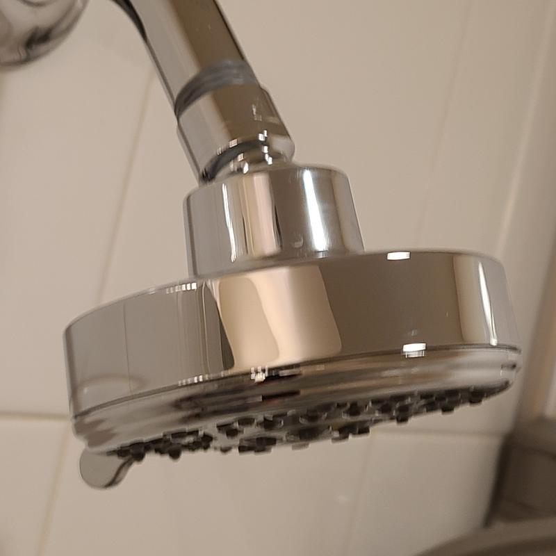 Moen_20090_Shower Head Pic003