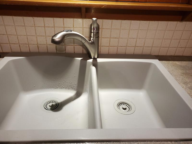 Renzo Matte Black One-Handle Low Arc Pullout Kitchen Faucet -- CA87316BL --  Moen