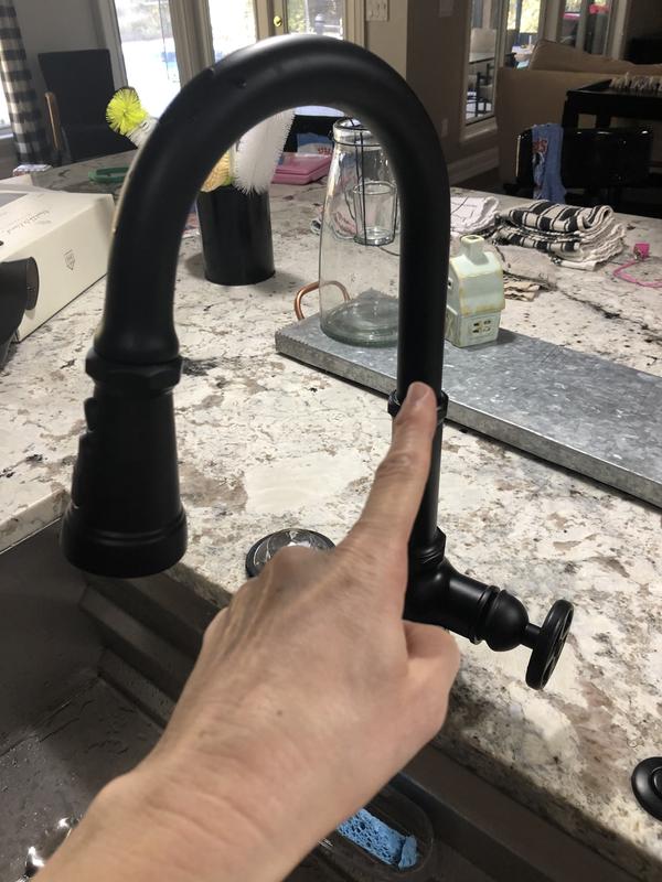 This is where the binding/clicking comes from and where it has stopped swiveling.