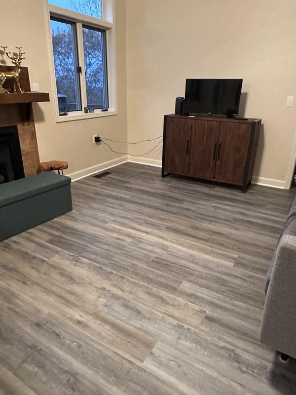 SolidTech Select Resilient / Vinyl in Ice Fog - Mohawk Flooring