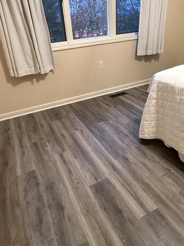Explorer's Cove, Dazy Hazy, Resilient / Vinyl | Mohawk Flooring