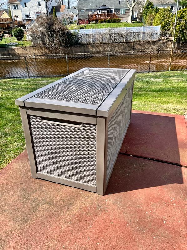 Customer carousel item 1.