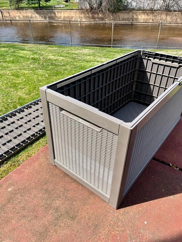 Customer carousel item 4.