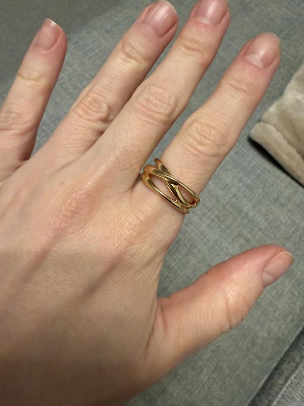 Customer photo for "Amazing ring!"