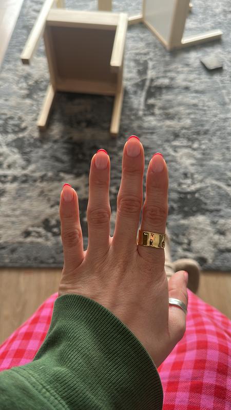 Customer photo for "Stunning ring and perfect fit"