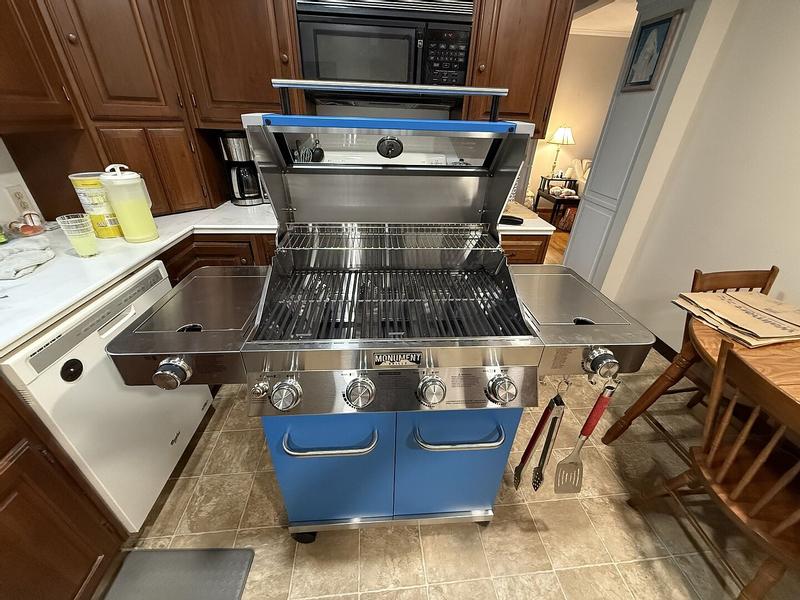 Customer carousel item 3.