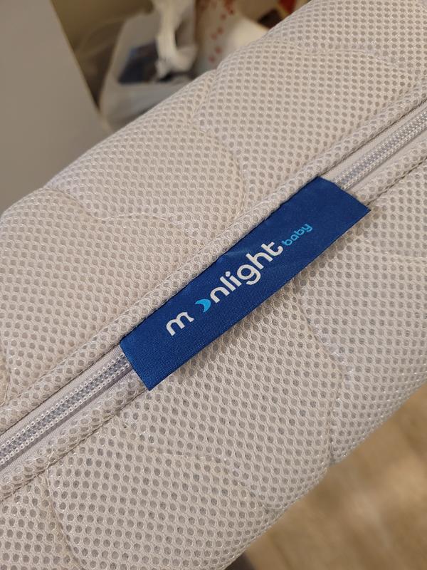 Customer carousel item 11.