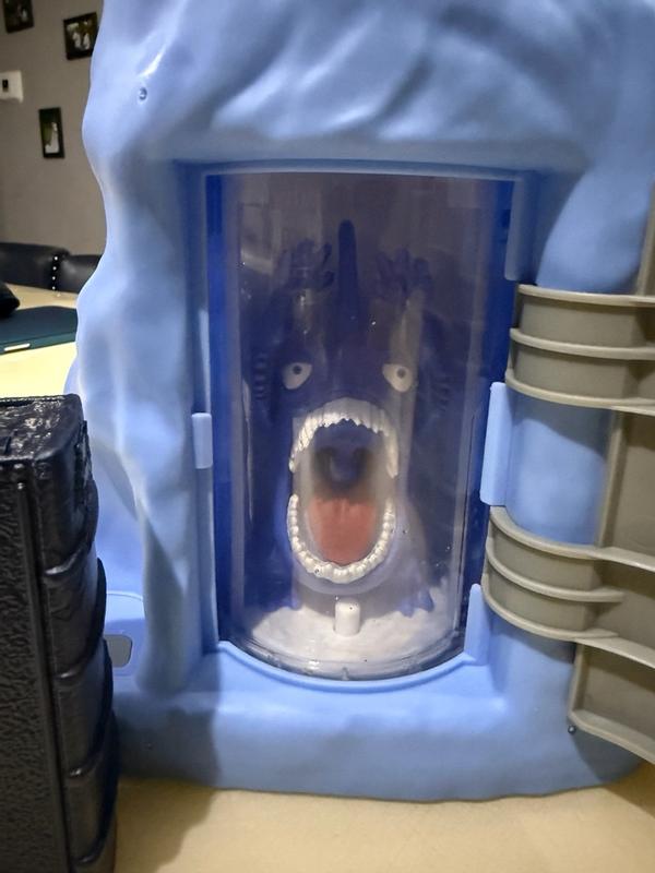 Customer carousel item 3.