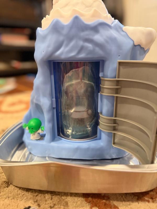 Customer carousel item 8.