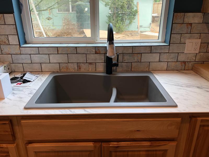 SALENEW大人気! KGD-441 Quarza 25-inch Dual Mount Single Bowl  Granite Kitchen Sink in Black 並行輸入品
