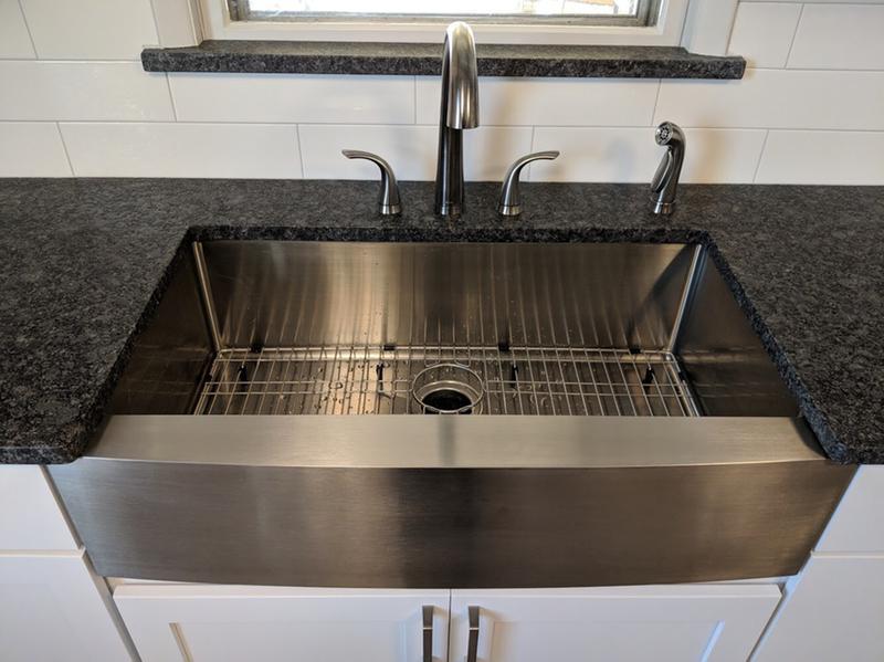 Miseno Farmhouse Apron Front 35.875-in x 20.75-in Stainless