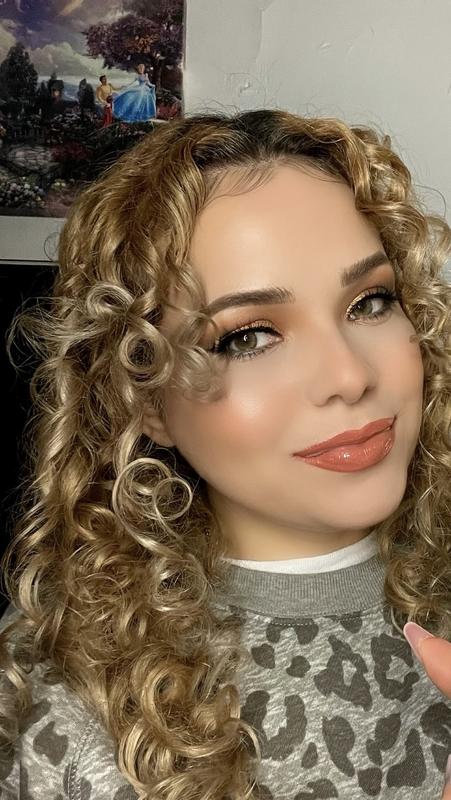 Defines my curls perfectly without weighing them down