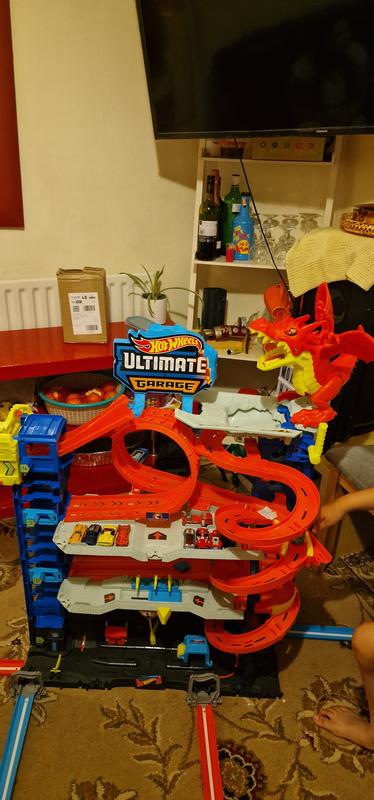 Can You Defeat The Dragon, New For 2023 Hot Wheels Ultimate Garage, Ride  Cars On Spiral Ramp 