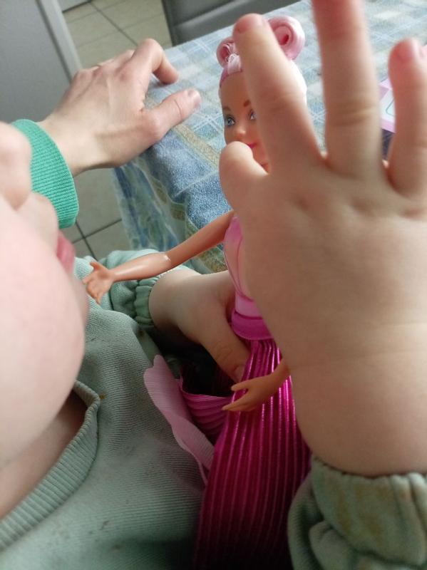 Customer carousel item 15.