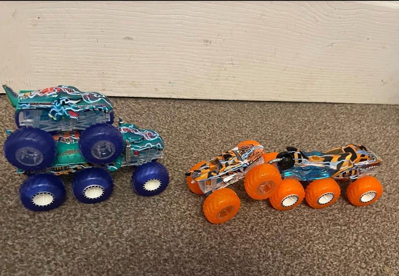 Review Thumbnail Image 0 1179918916