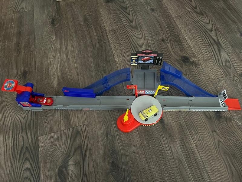 Customer carousel item 4.