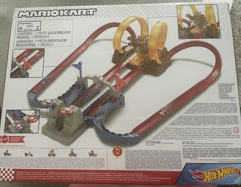 Hot wheels Mariokart Bowsers Castle Chaos Play Set Multicolor