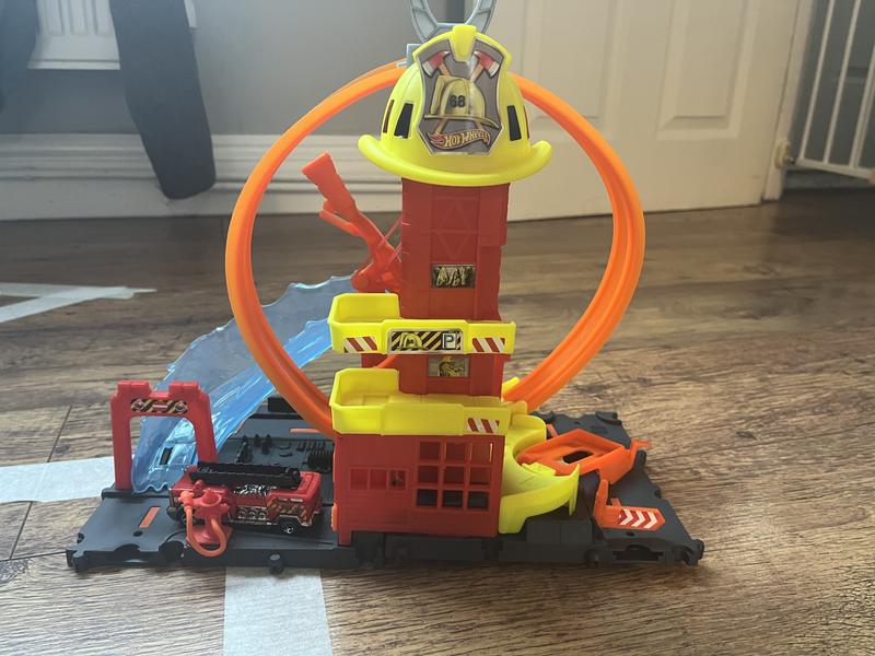 Hot wheels fire truck