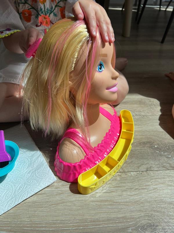 Barbie Doll Deluxe Styling Head with Color Reveal Accessories and Straight  Blonde Neon Rainbow Hair, Doll Head for Hair Styling